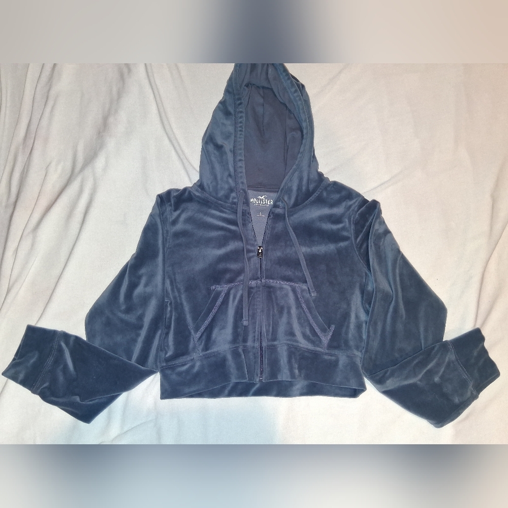 Hollister Blue Velvet Crop Top Hoodie